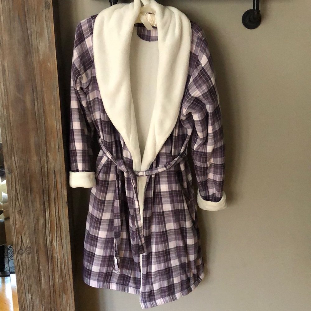 Ugg bathrobe